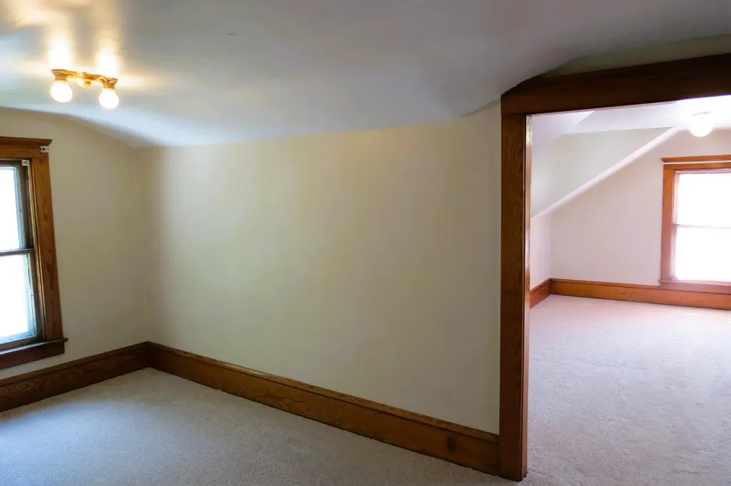 743 Ellery Avenue Jackson City MI 49202