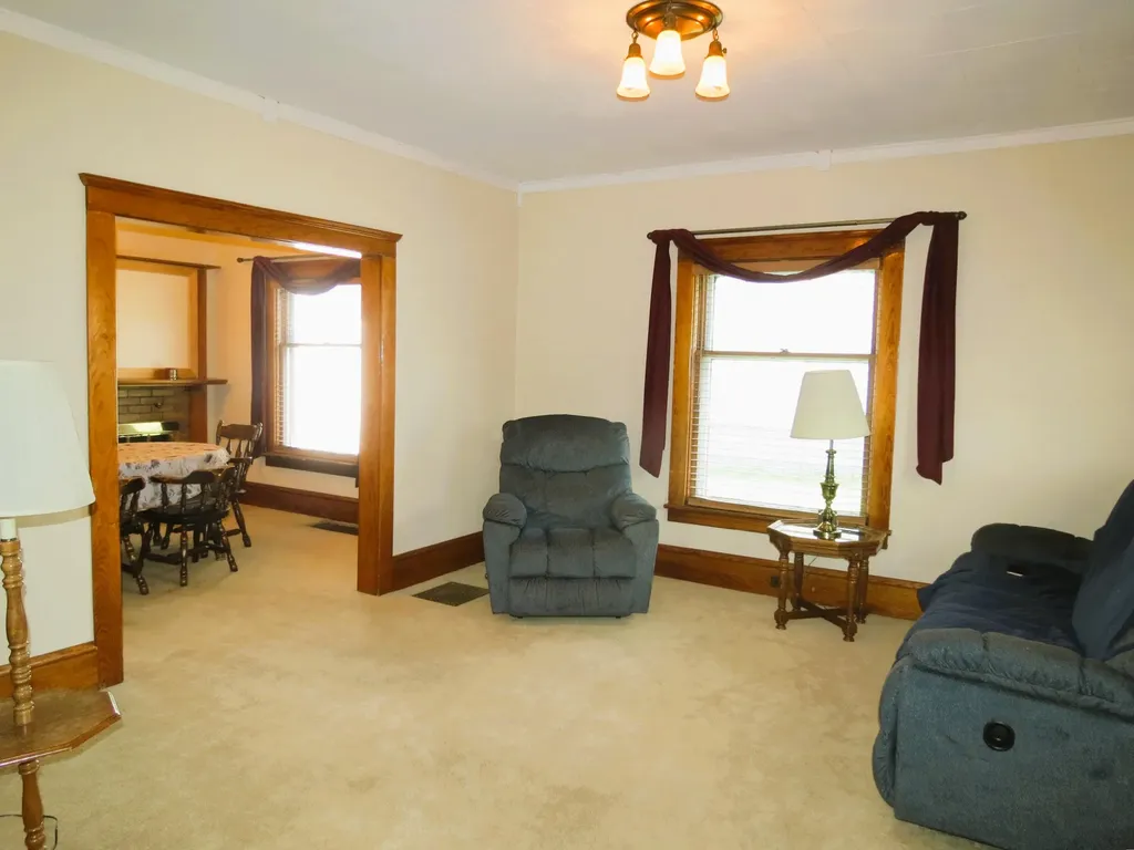 743 Ellery Avenue Jackson City MI 49202