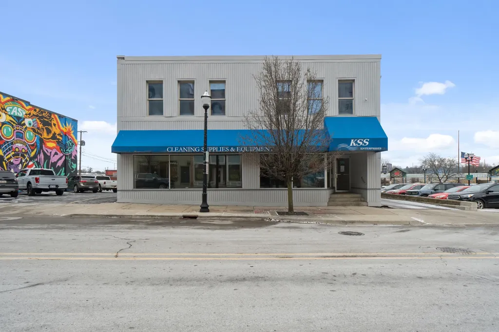 132 W Pearl Street Jackson City MI 49201