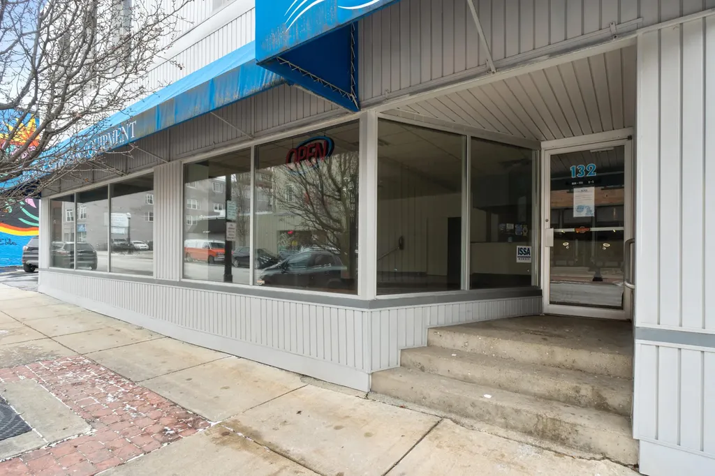 132 W Pearl Street Jackson City MI 49201