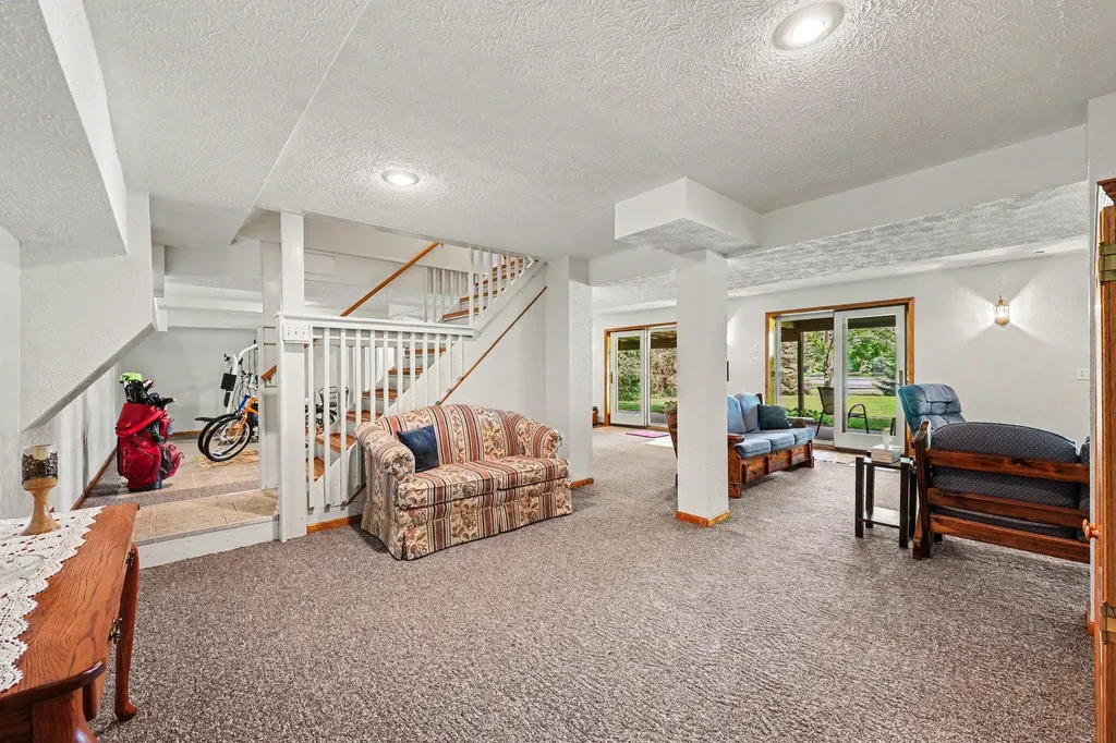 10130 Emerald Court Cambridge Township MI 49230