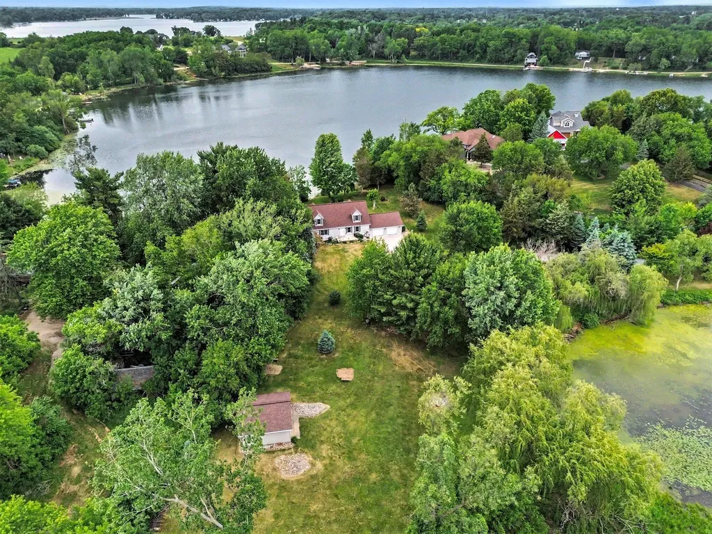 10130 Emerald Court Cambridge Township MI 49230