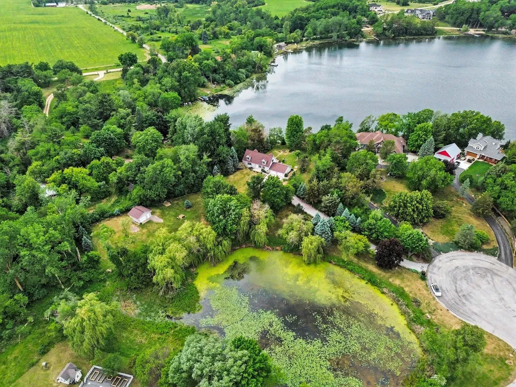 10130 Emerald Court Cambridge Township MI 49230