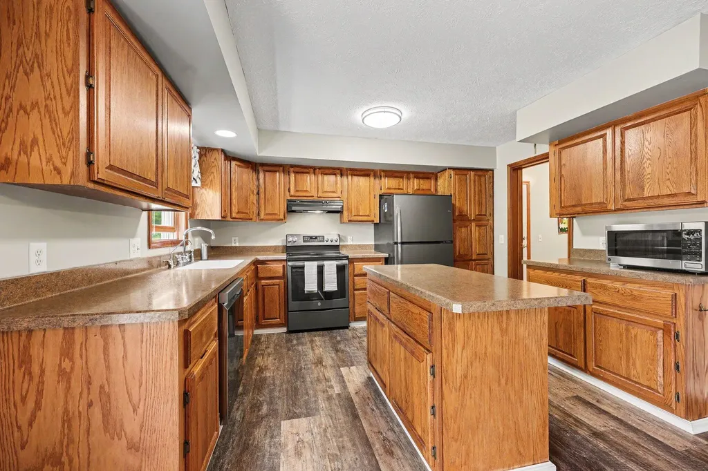 10130 Emerald Court Cambridge Township MI 49230