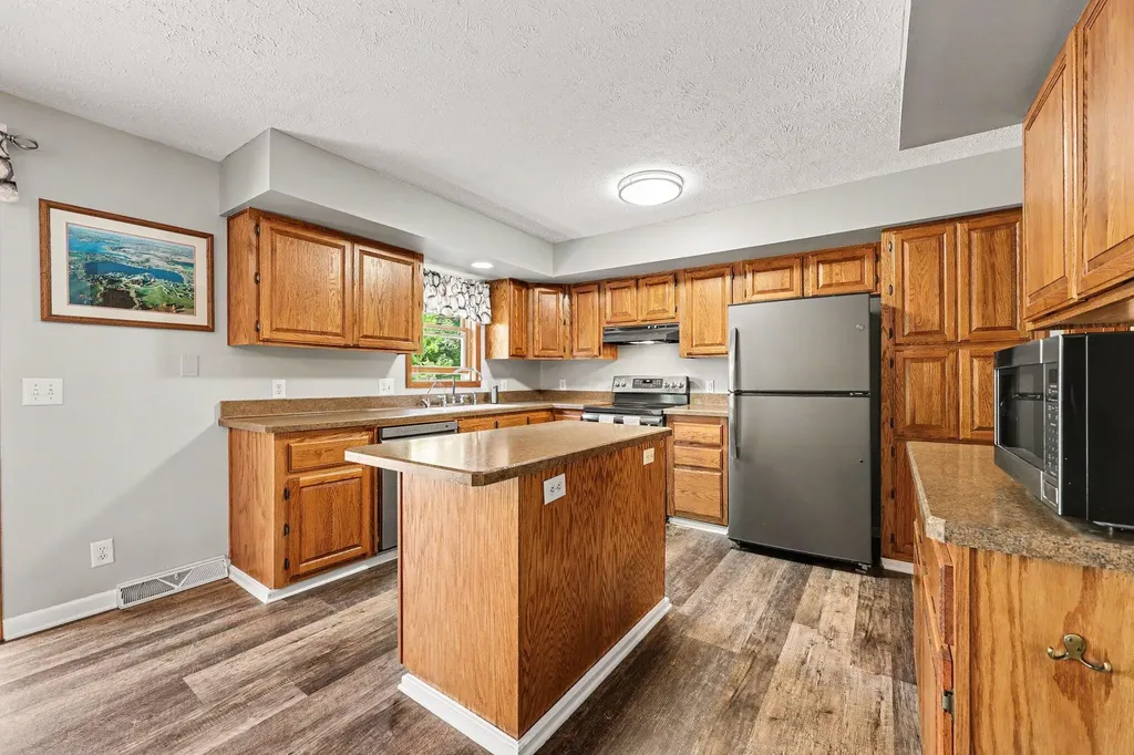 10130 Emerald Court Cambridge Township MI 49230