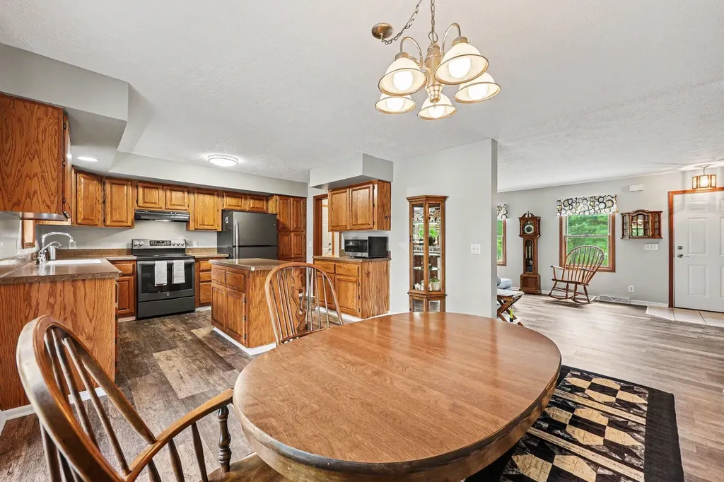 10130 Emerald Court Cambridge Township MI 49230