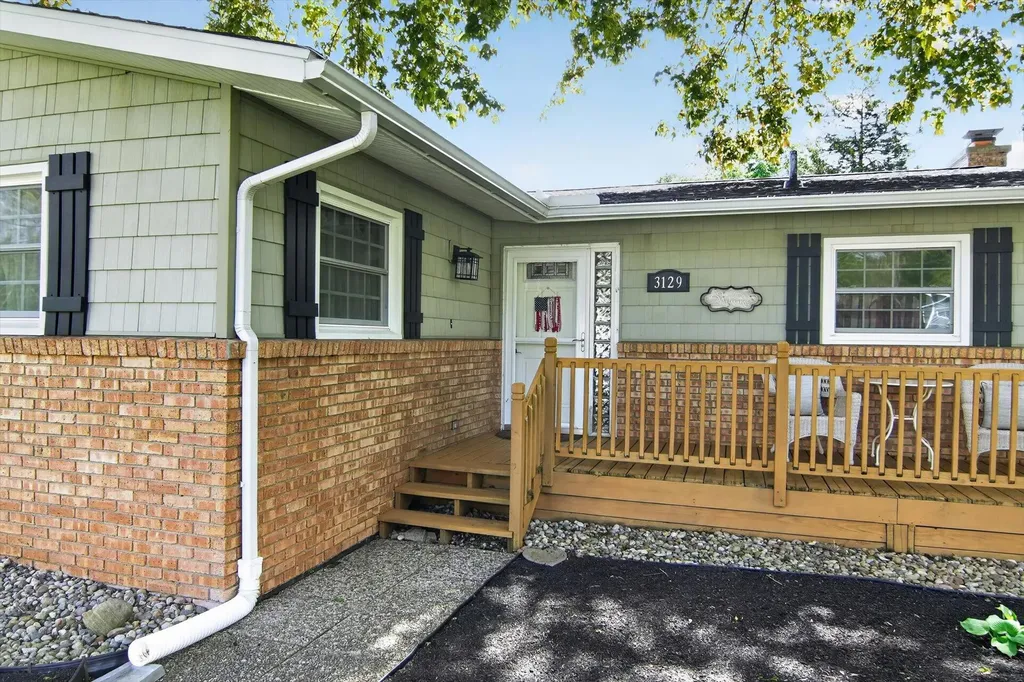 3129 Happy Valley Road Summit Township MI 49203