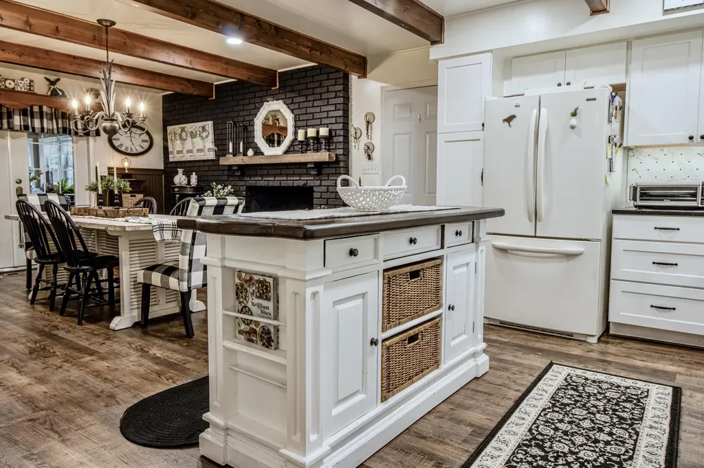 3129 Happy Valley Road Summit Township MI 49203