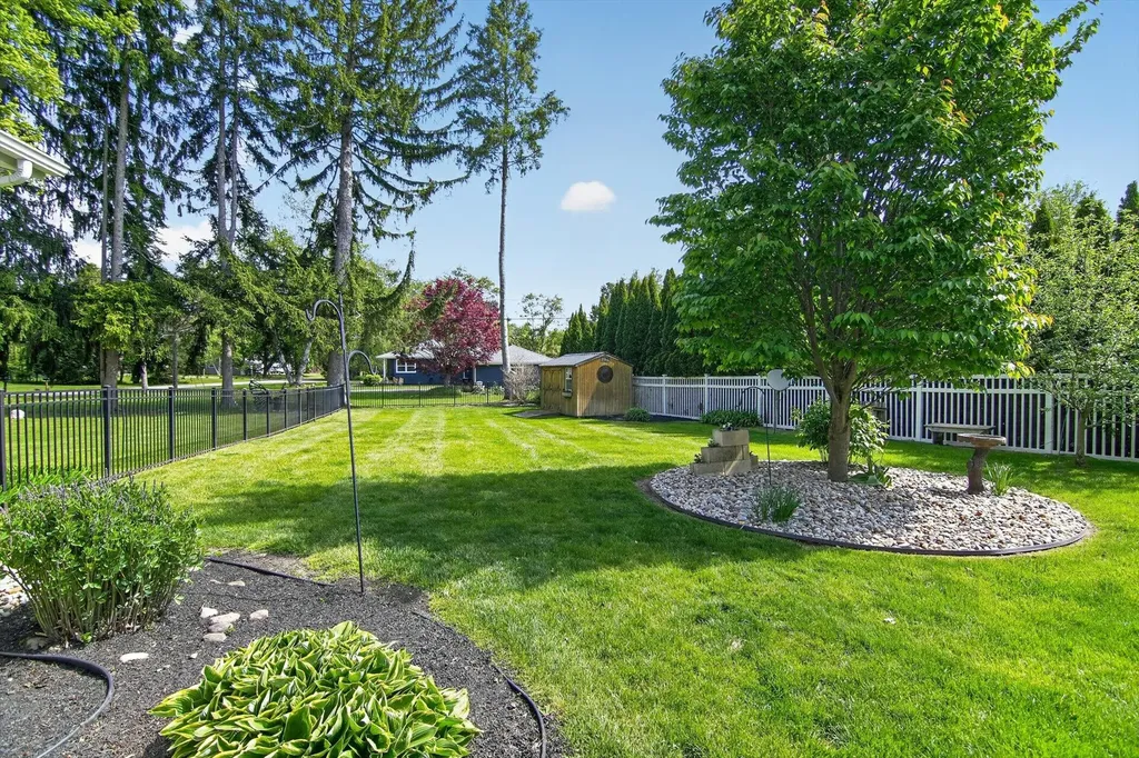 3129 Happy Valley Road Summit Township MI 49203