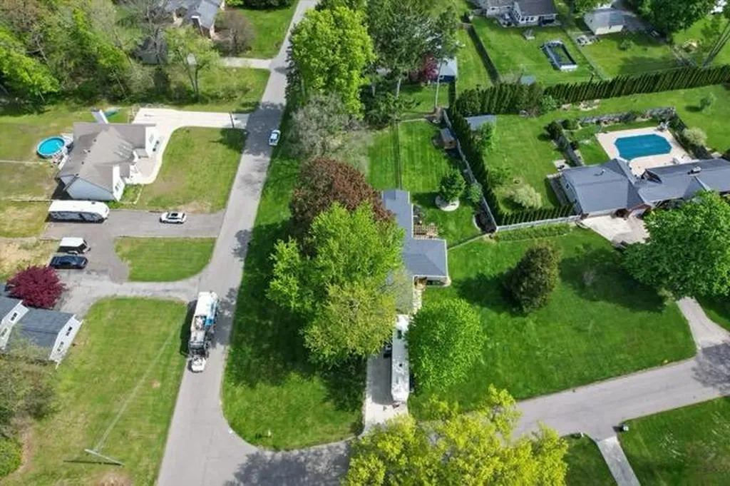 3129 Happy Valley Road Summit Township MI 49203