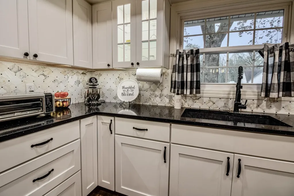 3129 Happy Valley Road Summit Township MI 49203