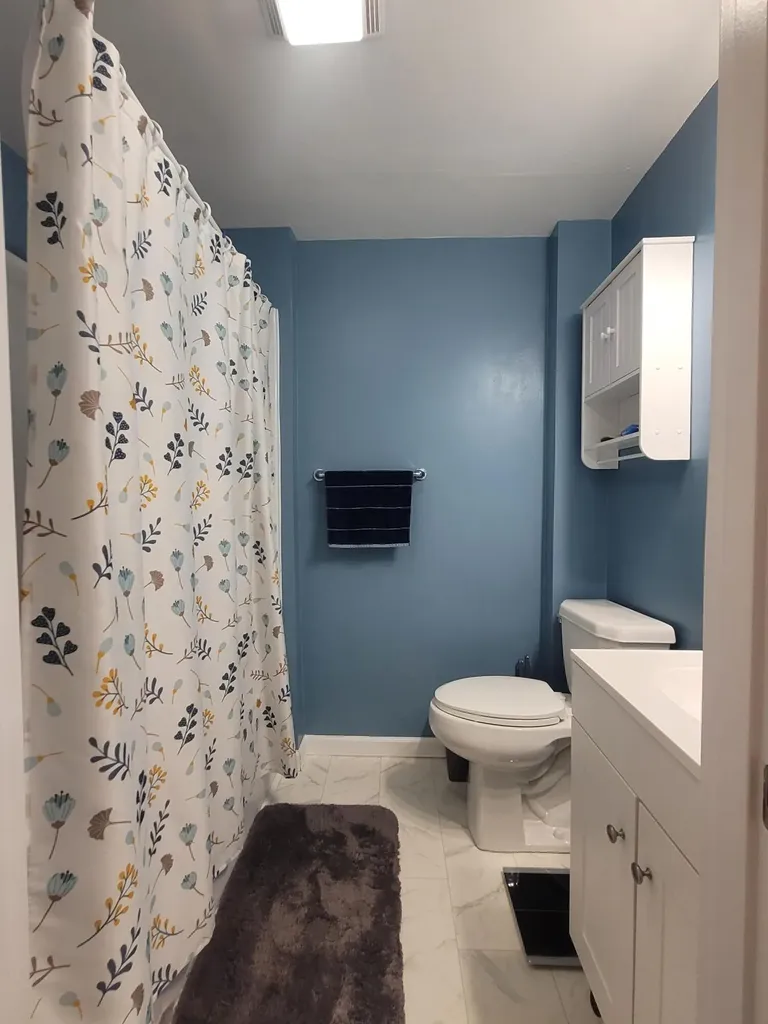 52 W Bacon Street Hillsdale City MI 49242