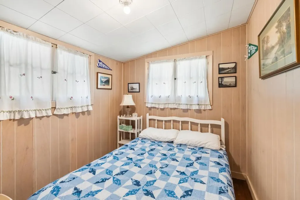 1264 Wenniway Drive Wawatam Township MI 49701