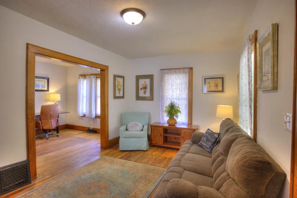 307 Douglas Street Jackson City MI 49203