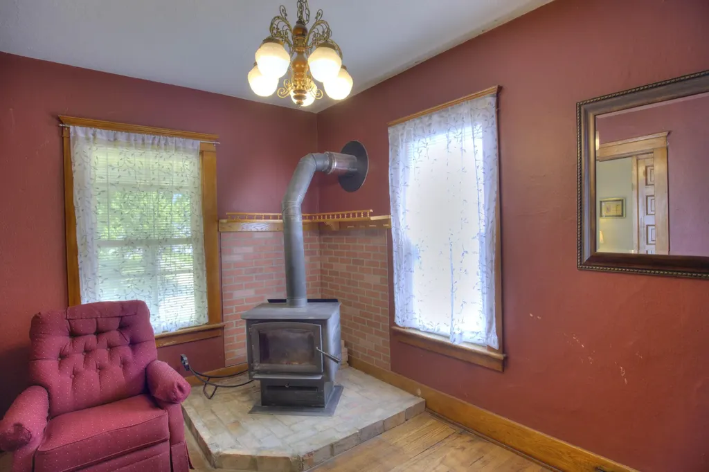 307 Douglas Street Jackson City MI 49203
