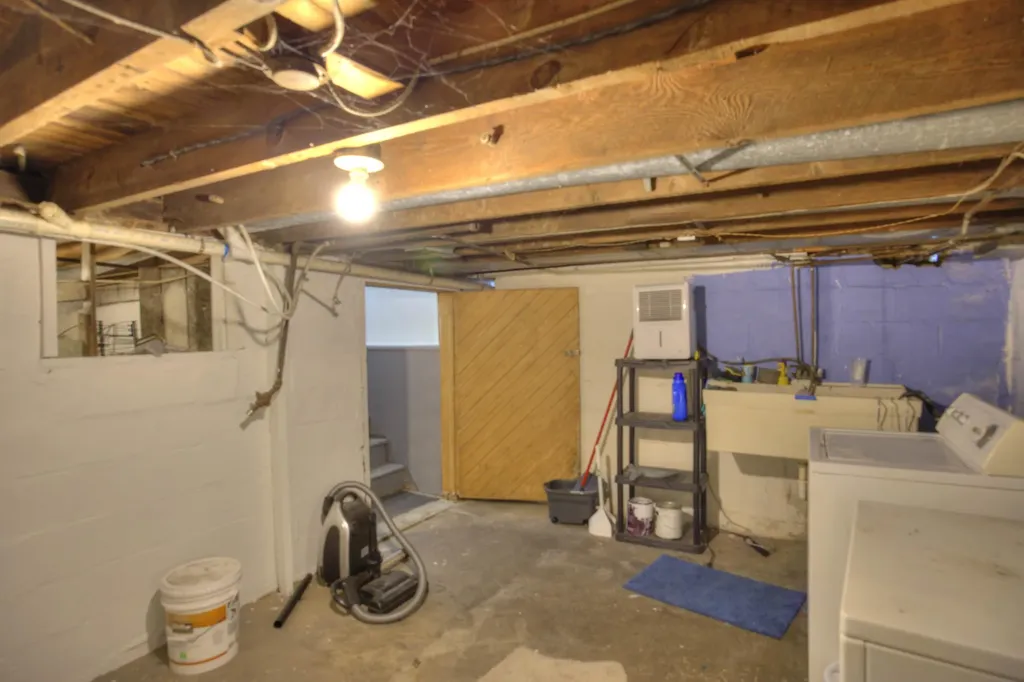 307 Douglas Street Jackson City MI 49203