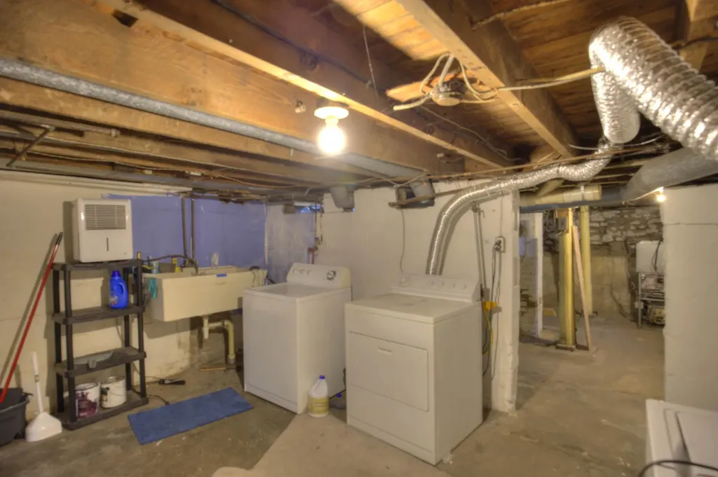 307 Douglas Street Jackson City MI 49203
