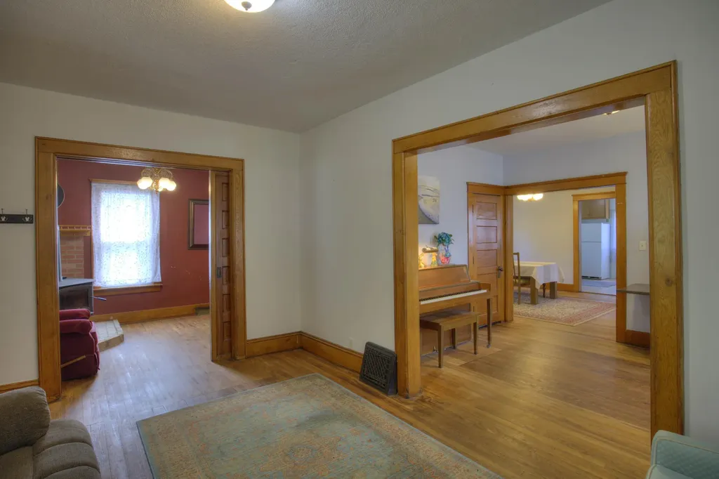 307 Douglas Street Jackson City MI 49203