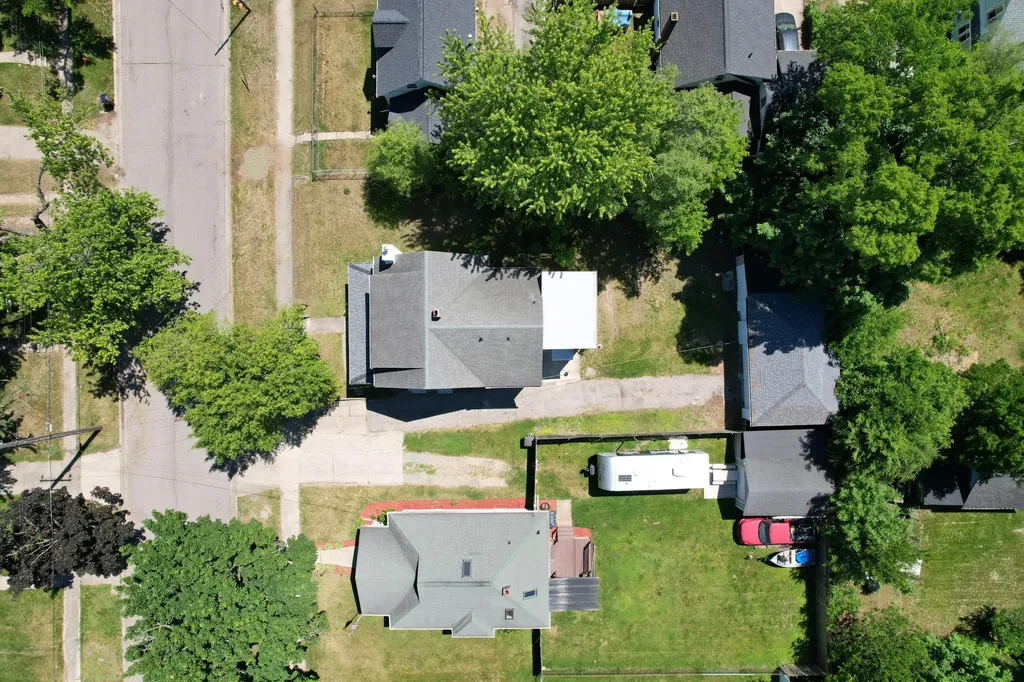 307 Douglas Street Jackson City MI 49203