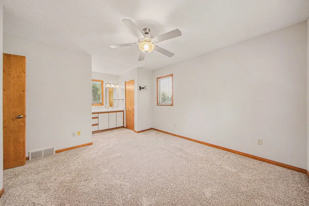 2810 S Wood Dale Drive Summit Township MI 49203