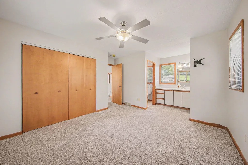 2810 S Wood Dale Drive Summit Township MI 49203