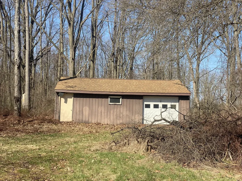 244 Woodland Avenue Blackman Charter Township MI 49203