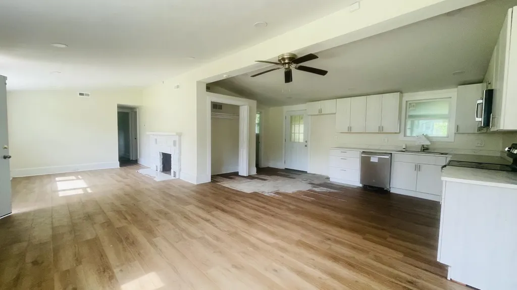 244 Woodland Avenue Blackman Charter Township MI 49203