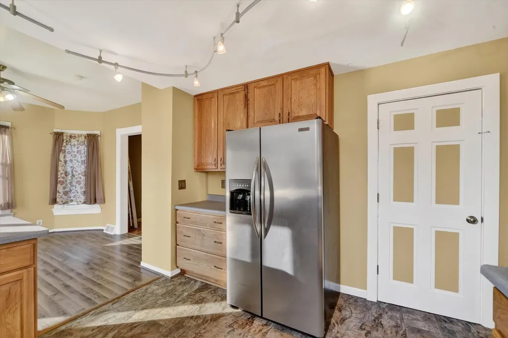 213 N Gorham Street Jackson City MI 49202
