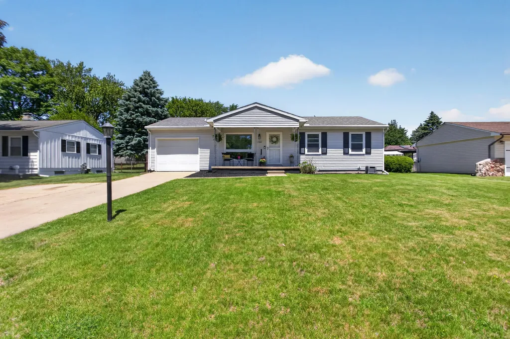 5650 Poplar Drive Leoni Township MI 49201