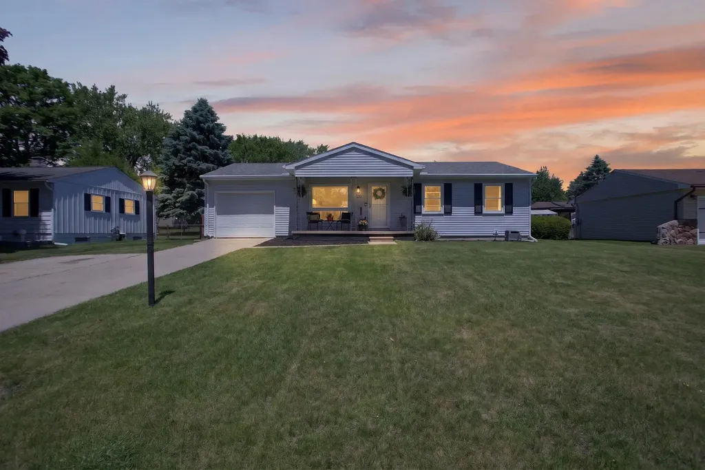 5650 Poplar Drive Leoni Township MI 49201