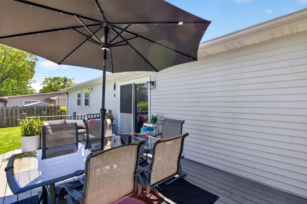 5650 Poplar Drive Leoni Township MI 49201