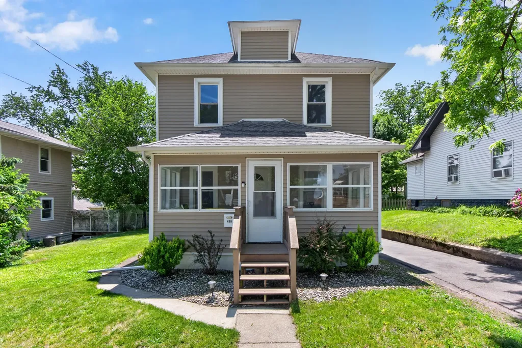 439 Madison Street Jackson City MI 49202