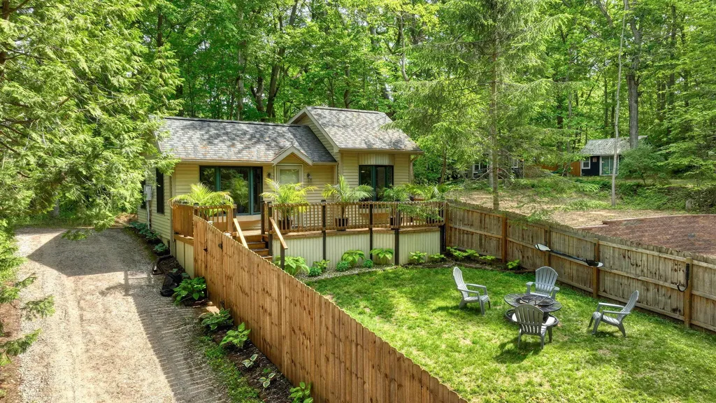 2114 Timber Lane Norvell Township MI 49230