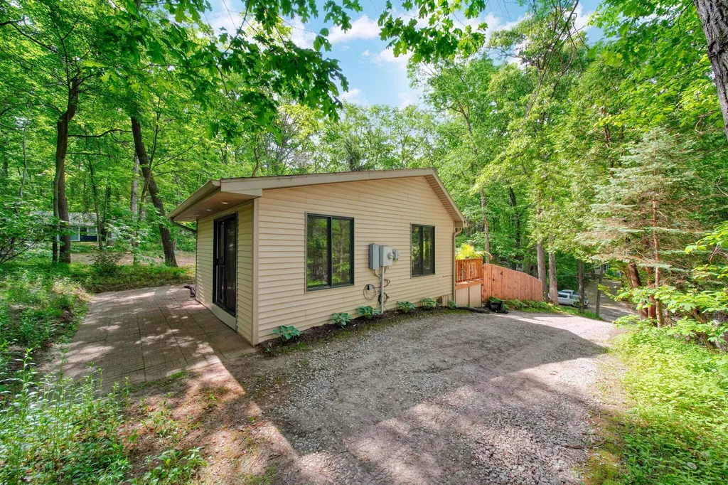 2114 Timber Lane Norvell Township MI 49230