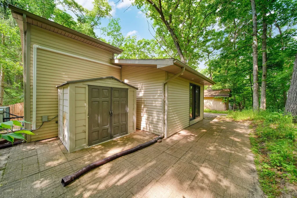 2114 Timber Lane Norvell Township MI 49230