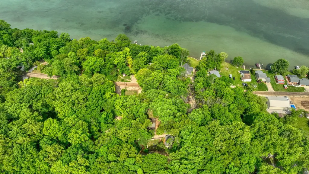 2114 Timber Lane Norvell Township MI 49230