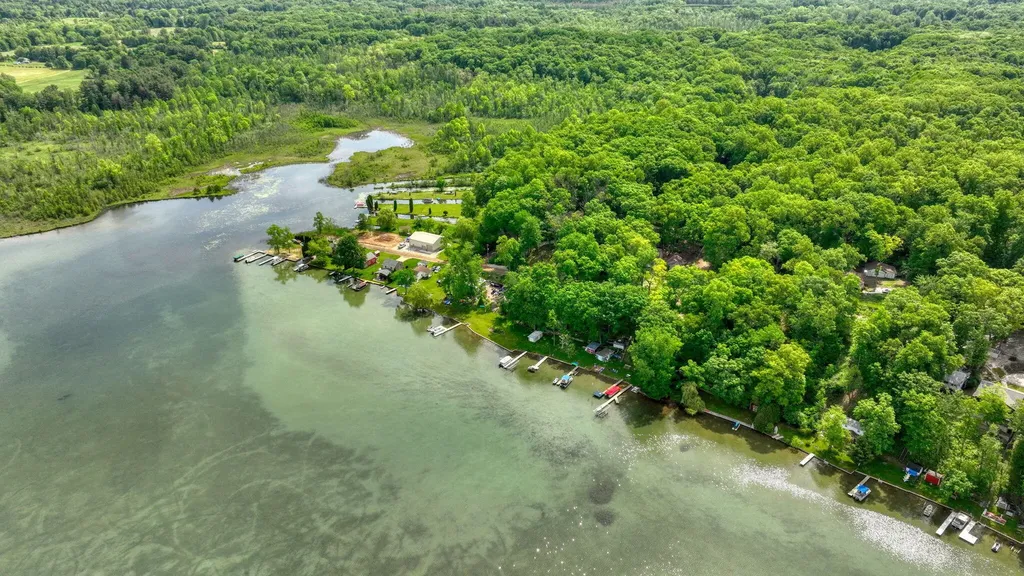 2114 Timber Lane Norvell Township MI 49230