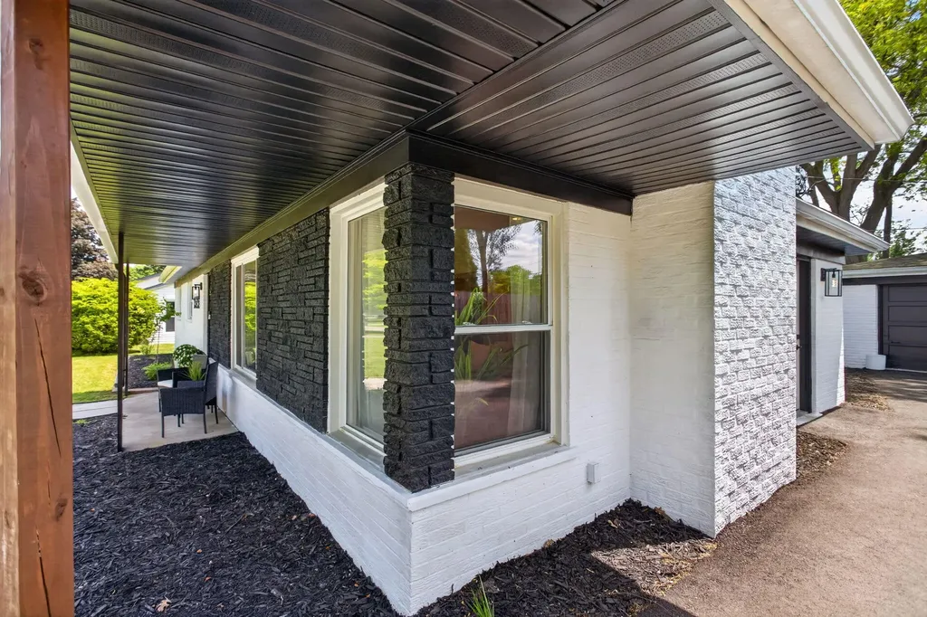 1525 Larrys Drive Summit Township MI 49203