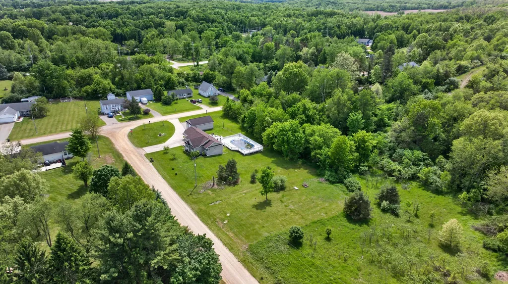 10740 Montview Drive Somerset Township MI 49249