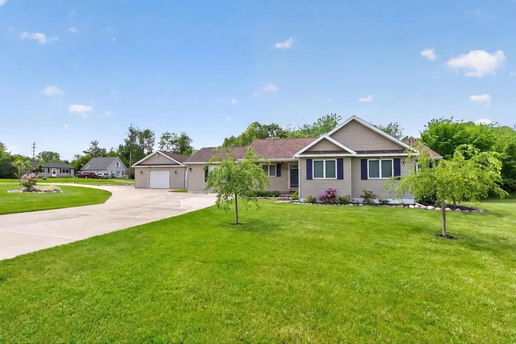 10740 Montview Drive Somerset Township MI 49249