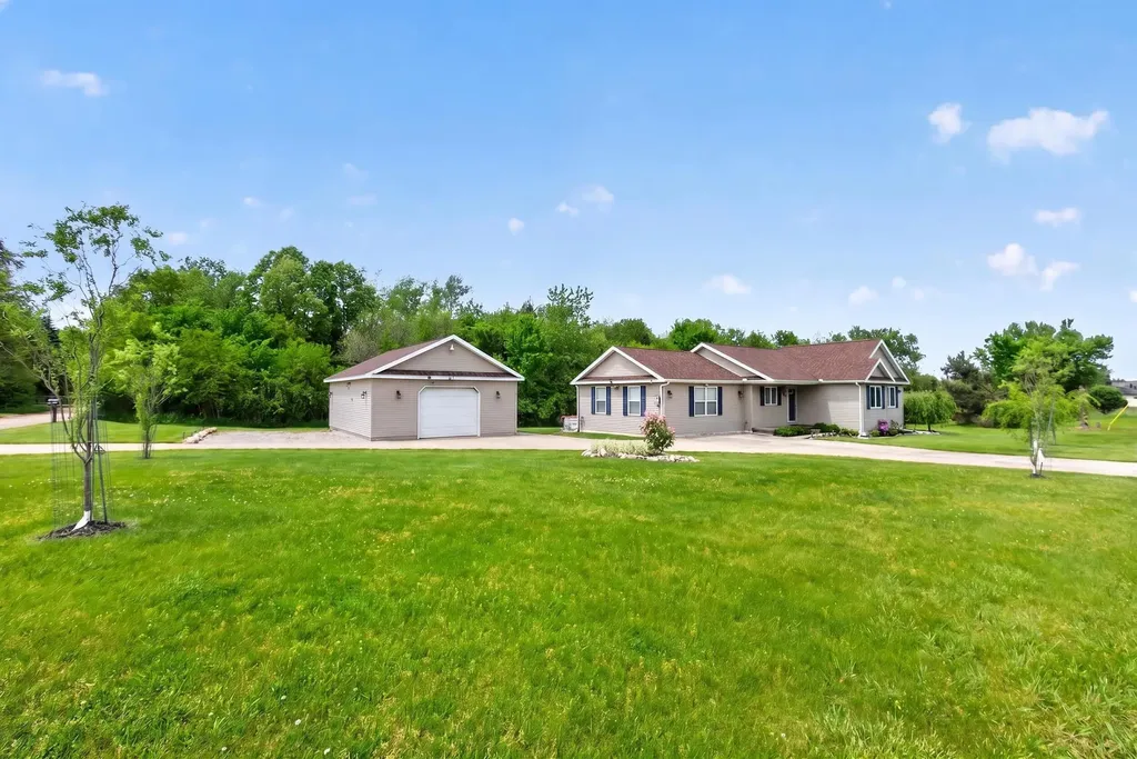 10740 Montview Drive Somerset Township MI 49249
