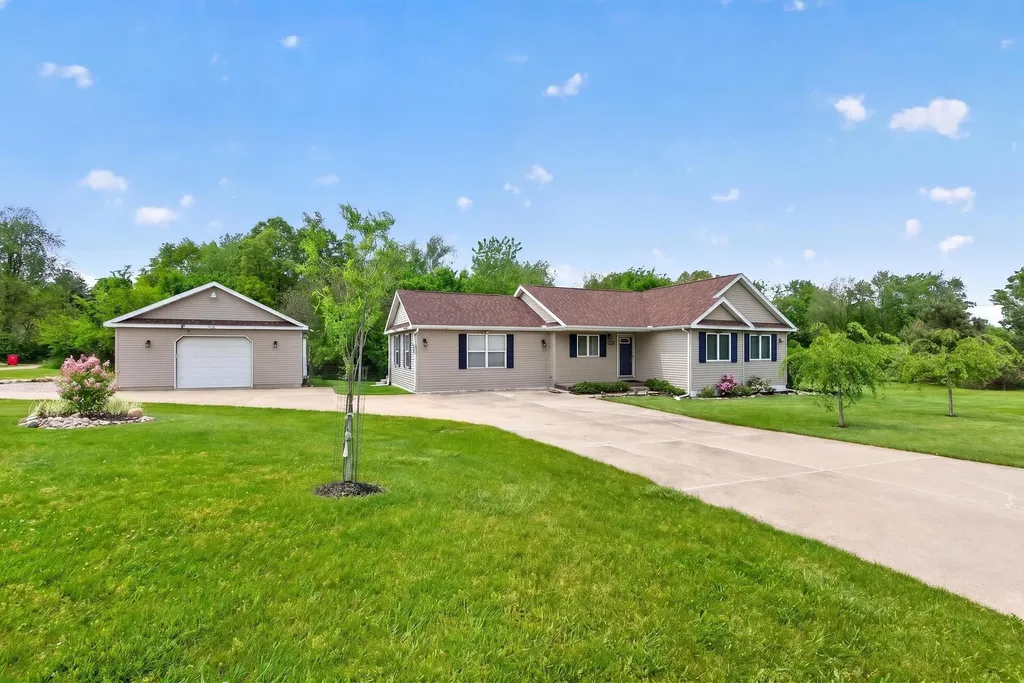 10740 Montview Drive Somerset Township MI 49249