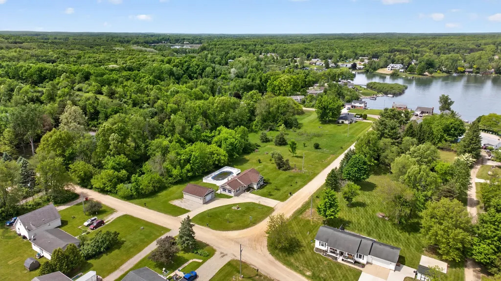 10740 Montview Drive Somerset Township MI 49249