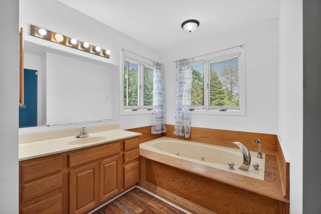10740 Montview Drive Somerset Township MI 49249