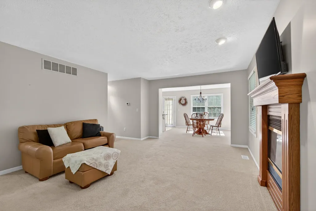 2073 Elwood Boulevard Spring Arbor Township MI 49283