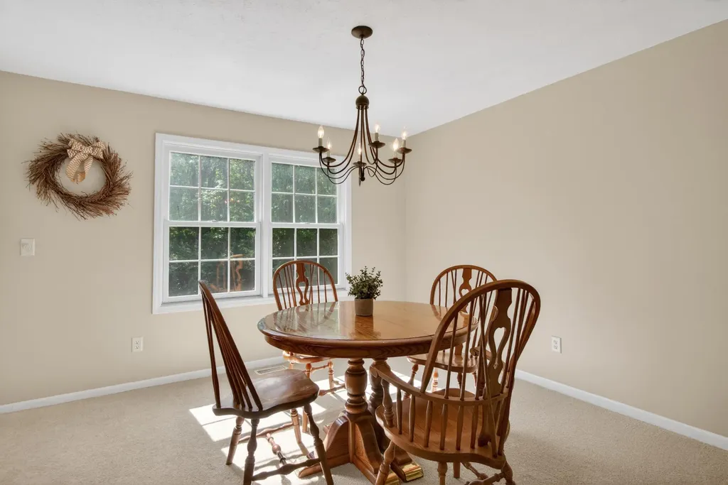 2073 Elwood Boulevard Spring Arbor Township MI 49283