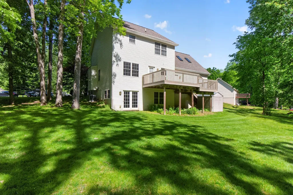2073 Elwood Boulevard Spring Arbor Township MI 49283