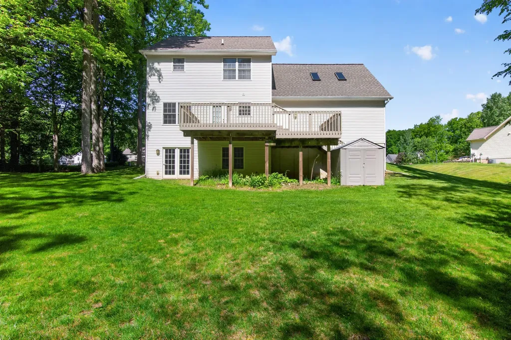 2073 Elwood Boulevard Spring Arbor Township MI 49283