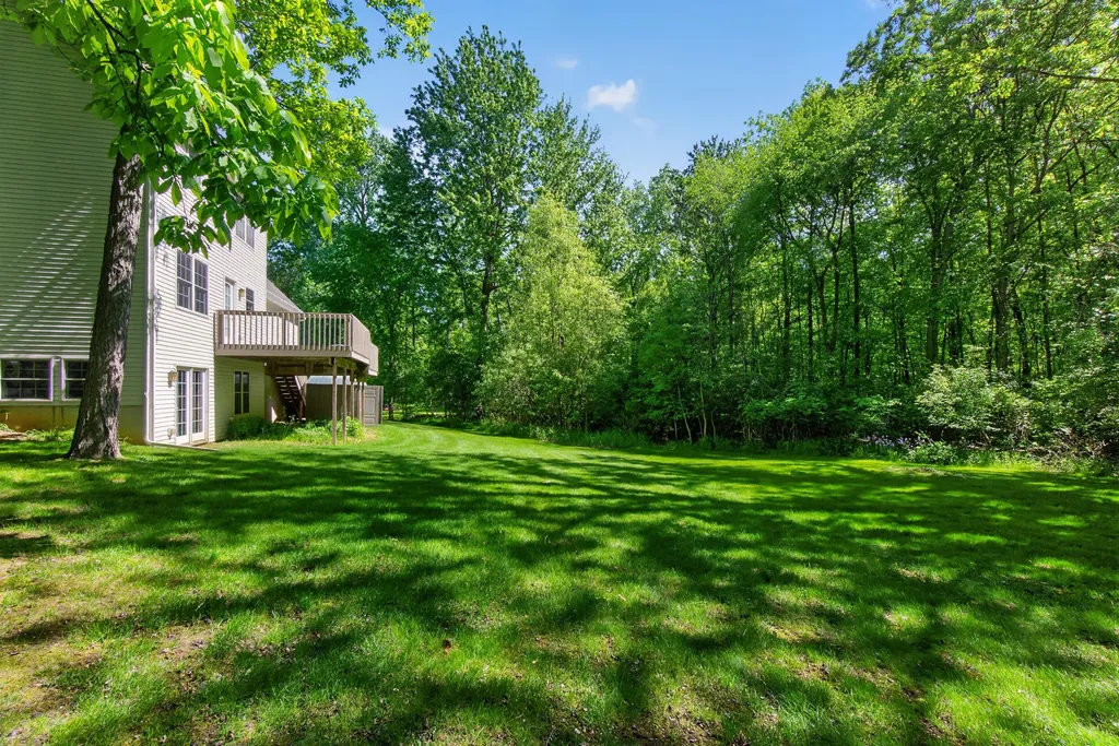 2073 Elwood Boulevard Spring Arbor Township MI 49283