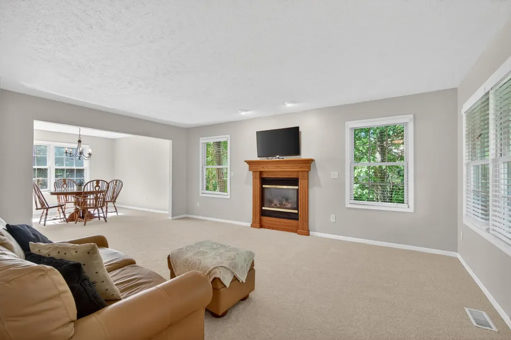 2073 Elwood Boulevard Spring Arbor Township MI 49283